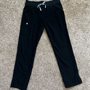 FIGS Kade Cargo Scrub Pants